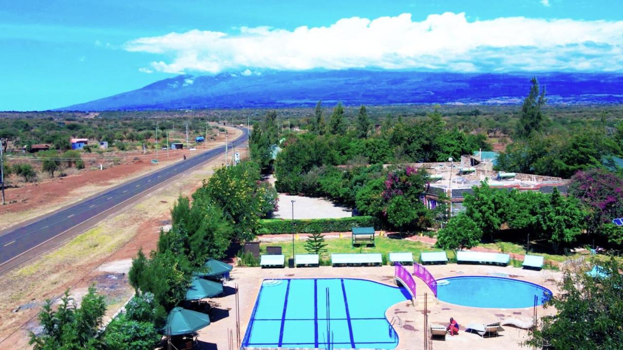 Amboseli Gateway Hotel Kimana Eksteriør billede